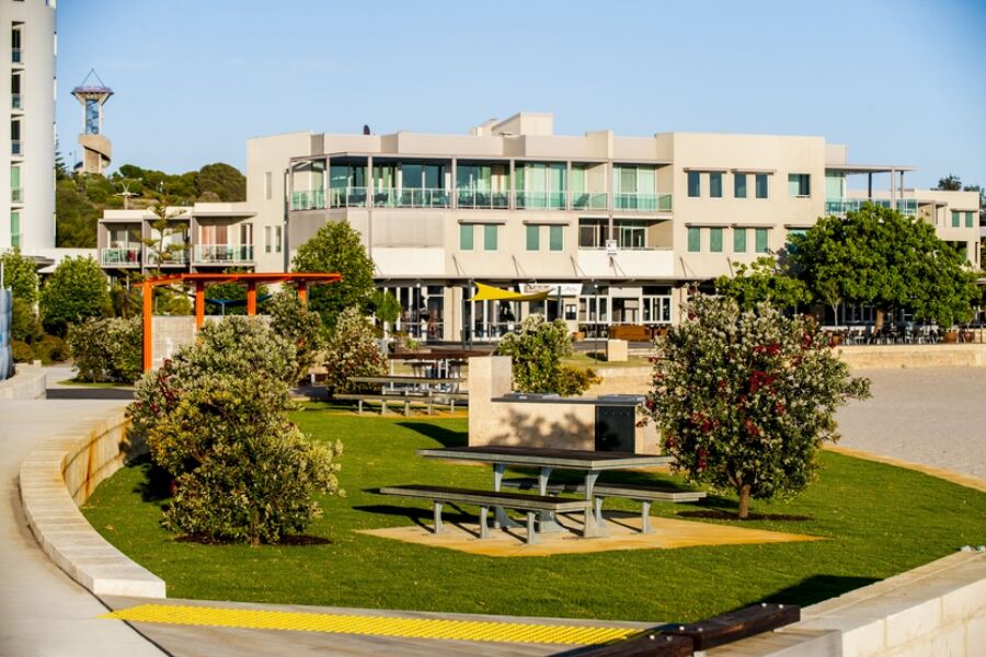 Koombana North